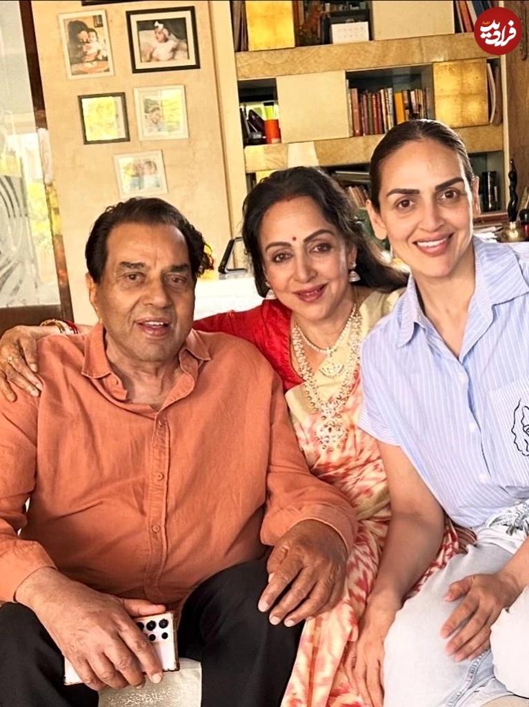 dharmendra--esha-deol-24042753-3x4_11zon