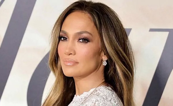 جستجوی تصویر گوگل به خاطر جنیفر لوپز - Jennifer Lopez درست شد ، حقایقی درمورد سلبریتی ها